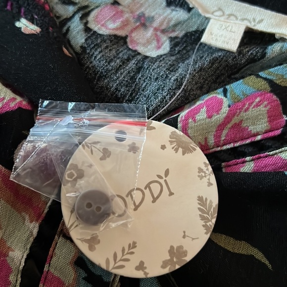 NWT Floral Button Dress - Picture 3 of 5